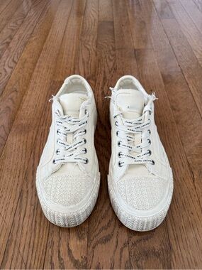 Marc Jacobs Off-White Canvas Low-Top Sneakers